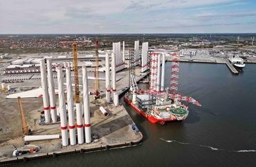 Havnearbejdere ophæver blokade af skib til Ørsted-projekter
